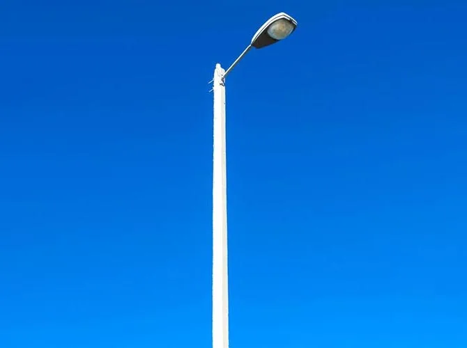 Single Arm Traffic Pole